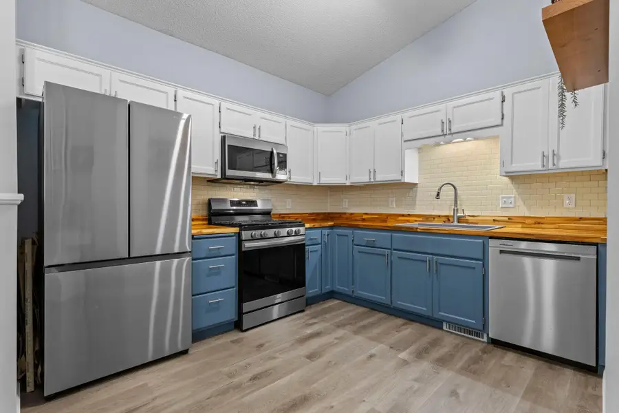 26260 3rd Street W, Zimmerman, MN 55398 - #2