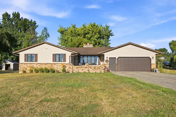 6205 Oakport Street N, Moorhead, MN 56560