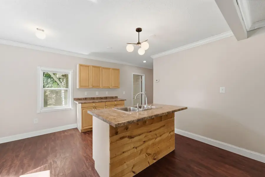225 Cedar Street Ne, New London, MN 56273 - #3