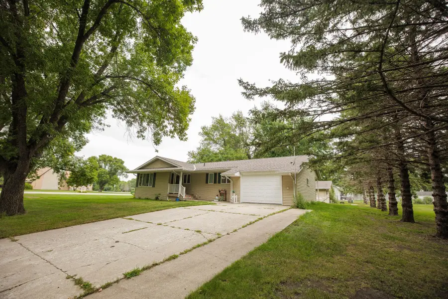 500 2nd Street E, Chokio, MN 56221 - #2
