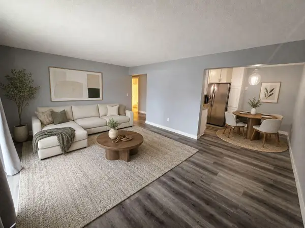3155 Old Highway 8 #104, Roseville, MN 55418