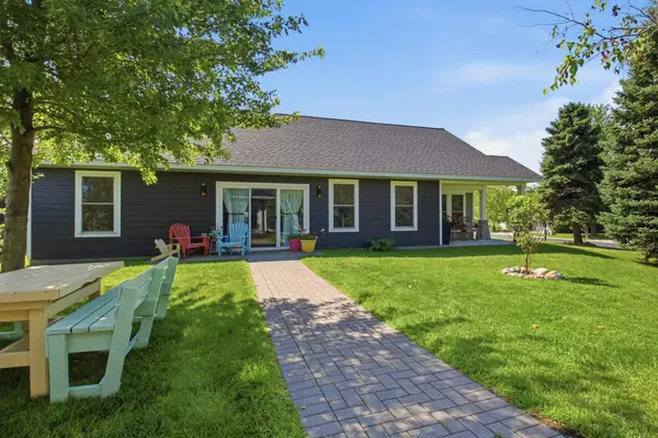 13392 County Road 4 Ne, Spicer, MN 56288