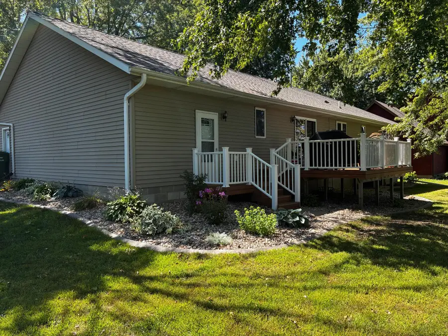 1960 Willow Avenue, Worthington, MN 56187 - #2