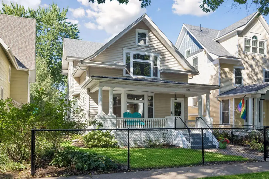 899 Ashland Avenue, Saint Paul, MN 55104 - #2