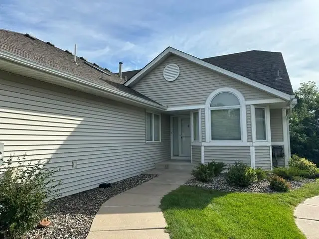 7043 Oak Pointe Curve, Bloomington, MN 55438 - #3