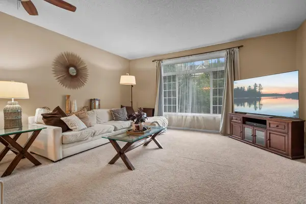 8796 Brunswick Path #2401, Inver Grove Heights, MN 55076
