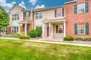 11040 Fergus Street Ne #E, Blaine, MN 55449
