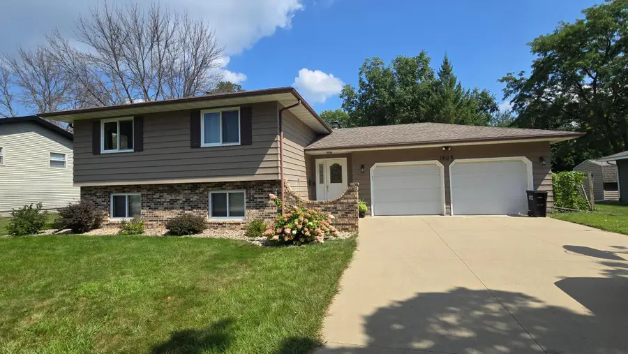 1909 9th Street Sw, Austin, MN 55912 - #2