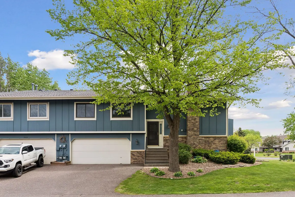7511 Wedgewood Way, Maple Grove, MN 55311 - #1