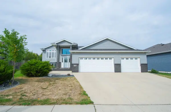 1234 35th Street Circle S, Moorhead, MN 56560