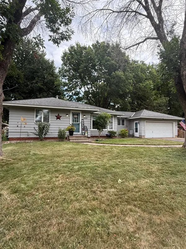 709 7th Street, Farmington, MN 55024