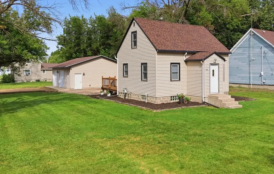 412 S Central Avenue, Mapleton, MN 56065 - #2