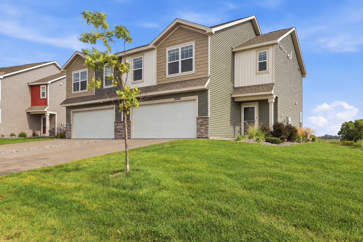 19445 136th Avenue N, Rogers, MN 55374 - #1