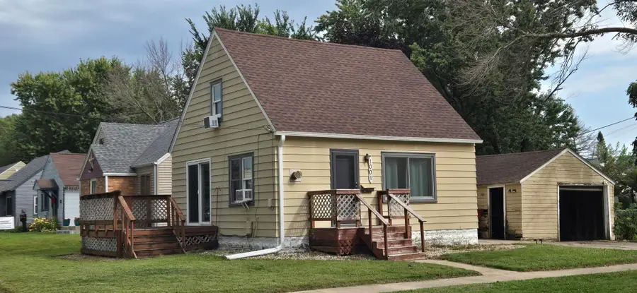 1001 8th Street Se, Austin, MN 55912 - #2