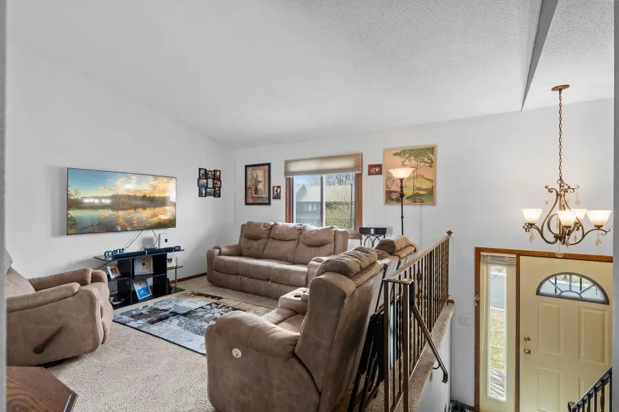 4100 Jordan Avenue N, New Hope, MN 55427 - #3