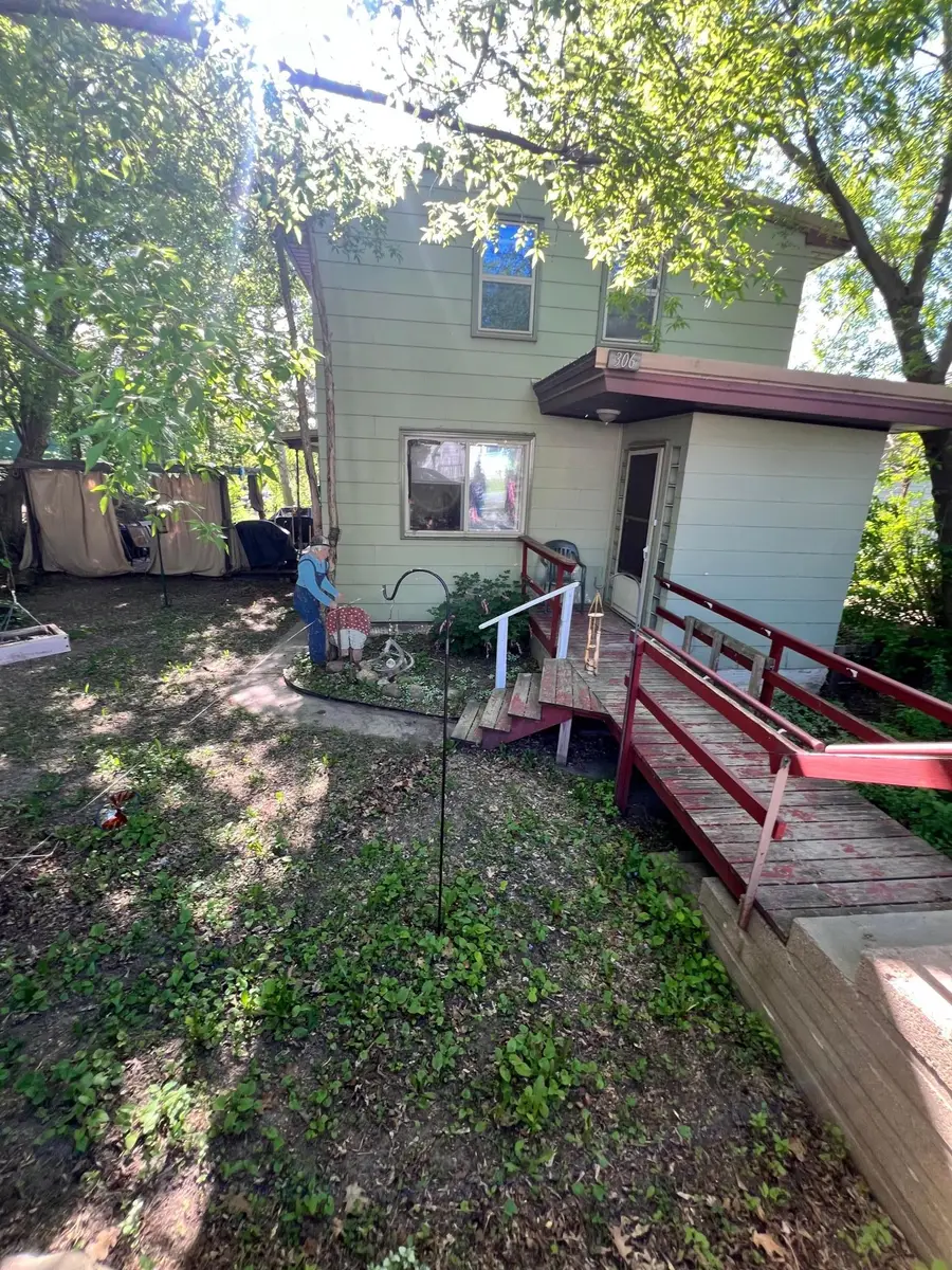 306 7th Avenue, Bovey, MN 55709 - #3