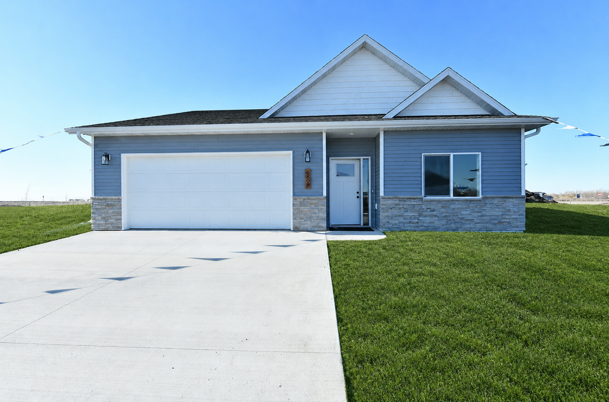 2607 36th Avenue S, Moorhead, MN 56560 - #1