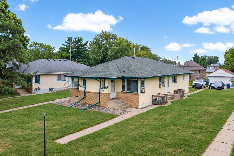 3810-3812 3rd Street Ne, Columbia Heights, MN 55421 - #2