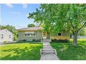 845 Spencer Street S, Shakopee, MN 55379