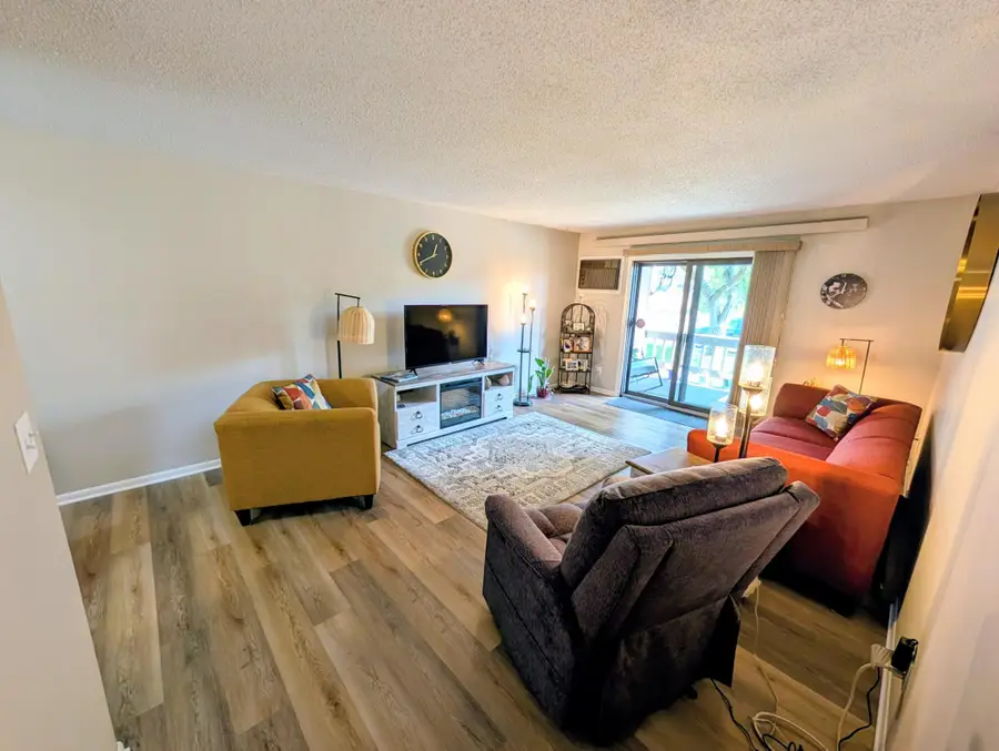 1828 Perlich Avenue #1B, Red Wing, MN 55066 - #2