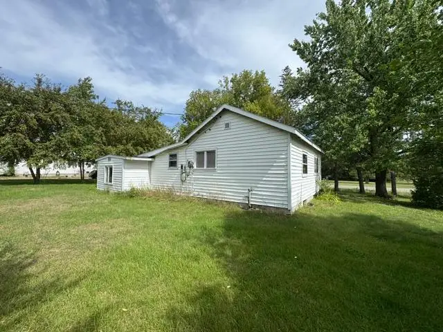 509 Jefferson Avenue S, Sebeka, MN 56477 - #2