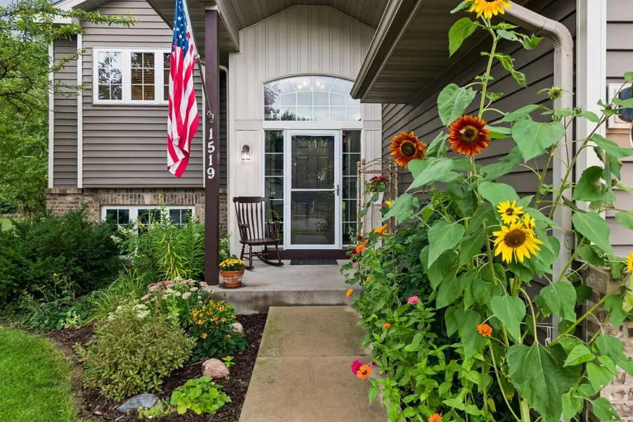 1519 Hidden Trail, Mayer, MN 55360 - #2