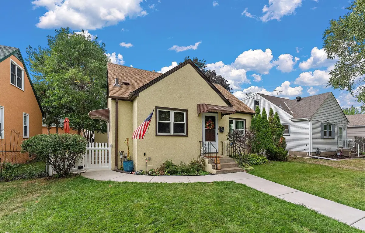 828 3rd Avenue S, South Saint Paul, MN 55075 - #1