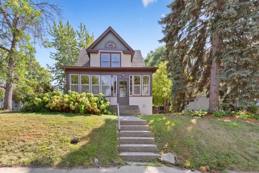 1716 Iglehart Avenue, Saint Paul, MN 55104 - #3