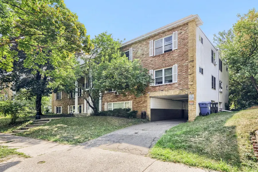 415 Ridgewood Avenue #101, Minneapolis, MN 55403 - #3