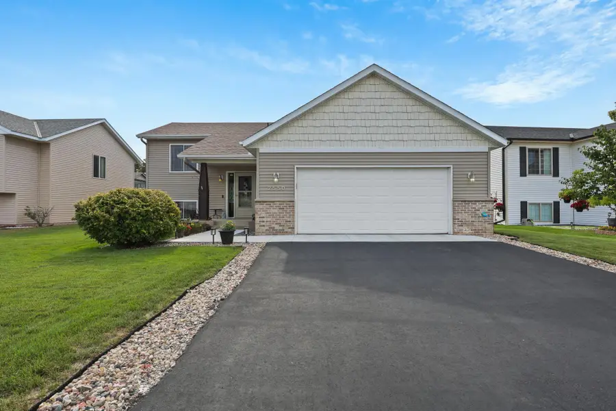 2550 43rd Avenue S, Saint Cloud, MN 56301 - #3