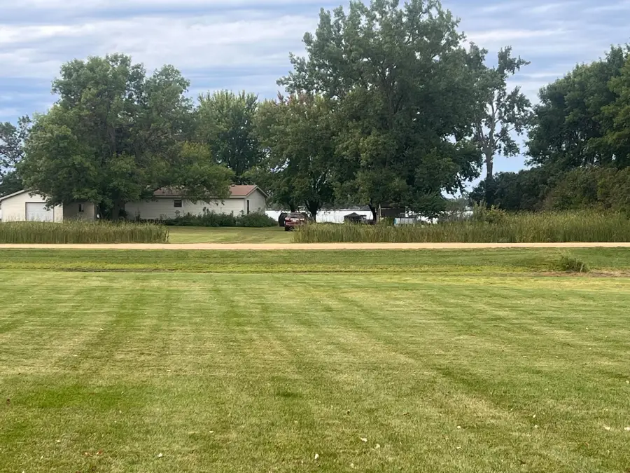 1630 Edgewater Drive E, Lake Benton, MN 56149 - #3