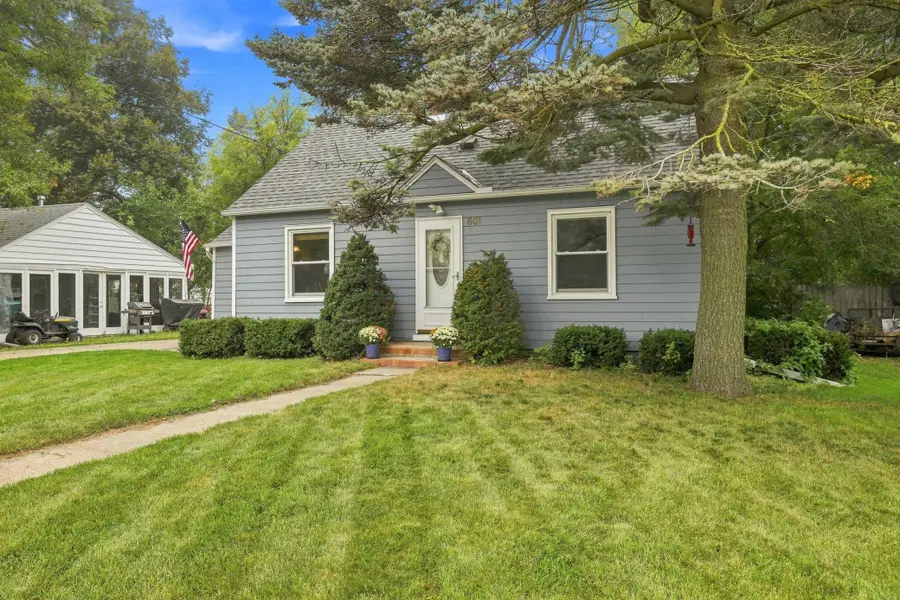 601 5th Street N, Dassel, MN 55325 - #2