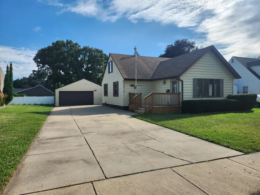2010 3rd Avenue Ne, Austin, MN 55912 - #2