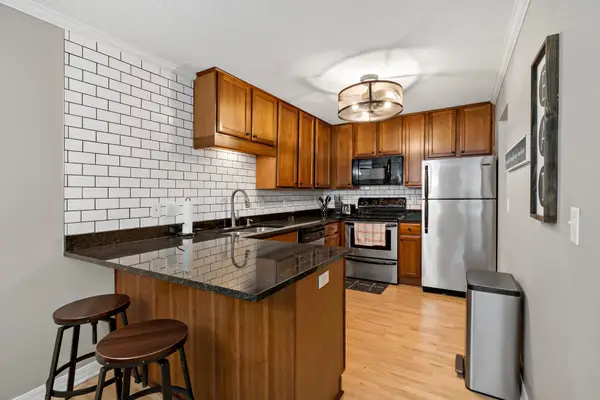 3150 Excelsior Boulevard #103, Minneapolis, MN 55416