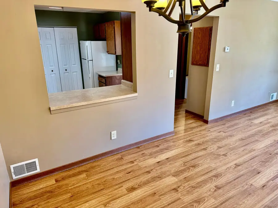 9208 Indian Boulevard S, Cottage Grove, MN 55016 - #3