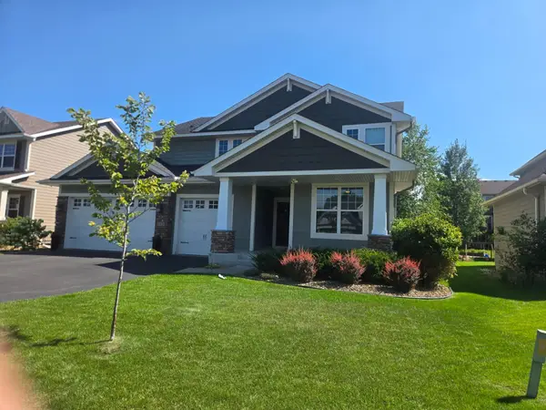 3476 Sawgrass Trail W, Eagan, MN 55123