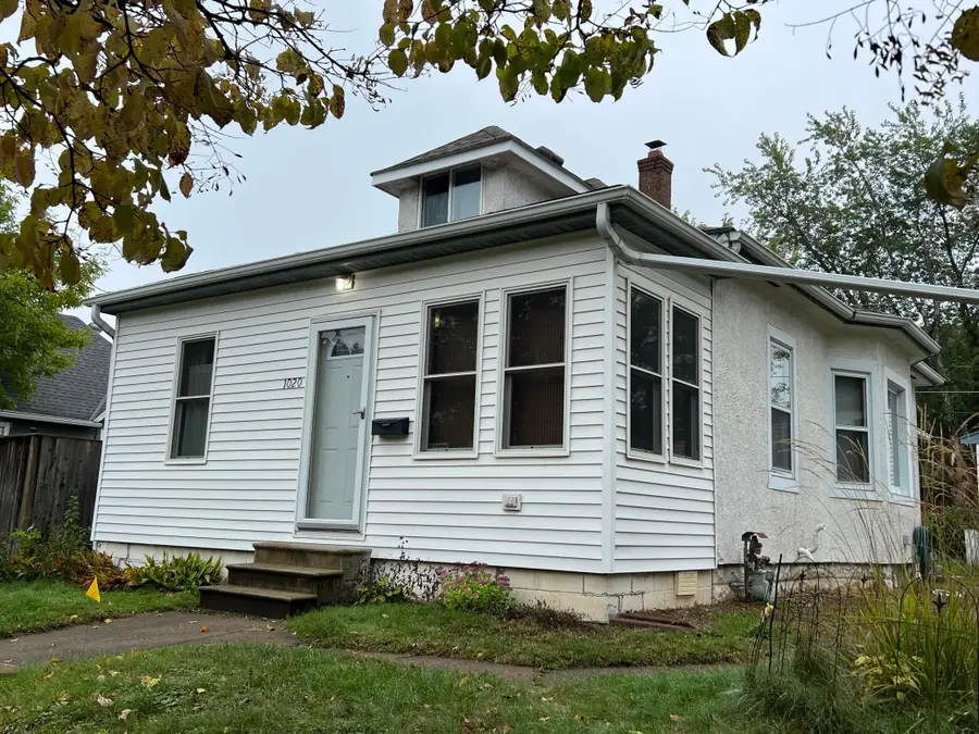 1020 Chatsworth Street N, Saint Paul, MN 55103 - #2