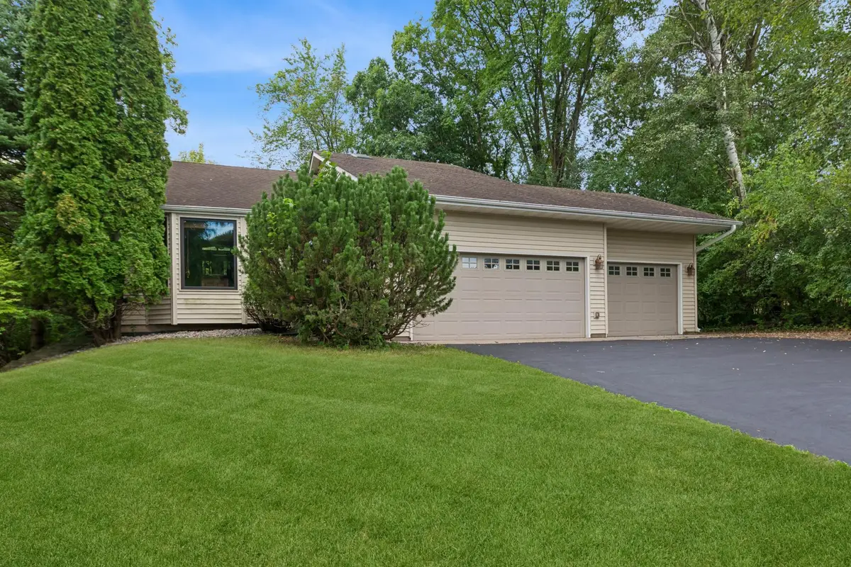 17388 Jaguar Path, Lakeville, MN 55044 - #1