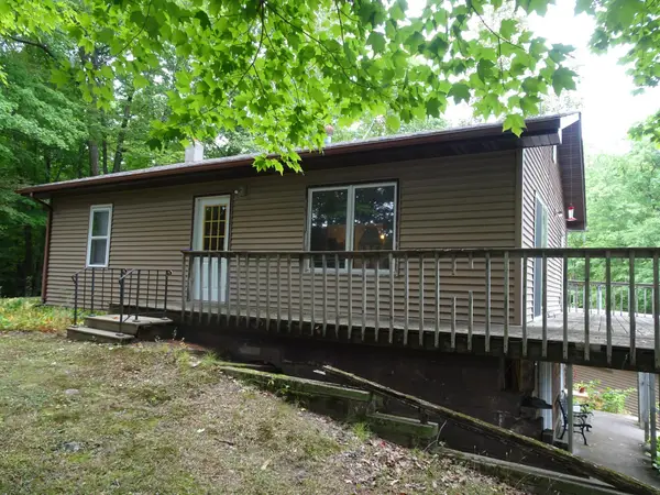 1293 State Hwy 48, Luck, WI 54853
