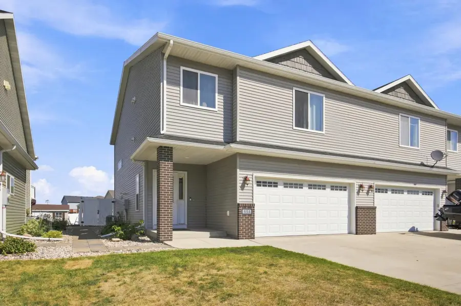 454 Foxtail Drive E, West Fargo, ND 58078 - #2