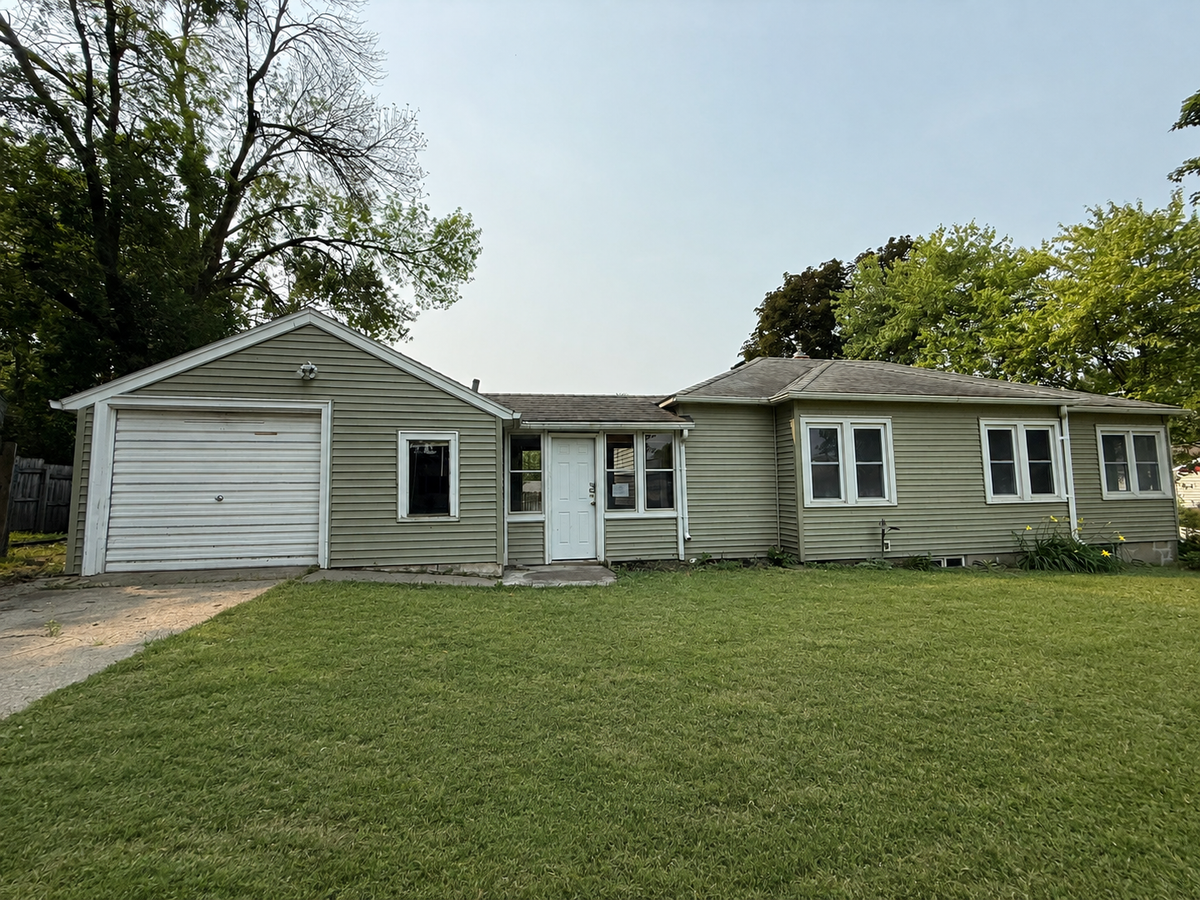 918 Valley Avenue, Albert Lea, MN 56007 - #1