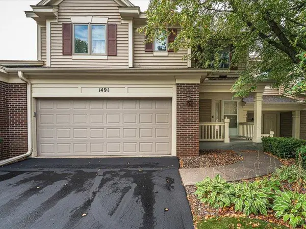 1491 Summit Shores Drive, Burnsville, MN 55306
