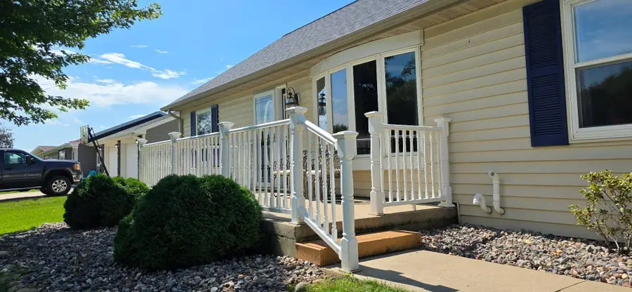 304 Paul Hanson Drive, Clarks Grove, MN 56016 - #2