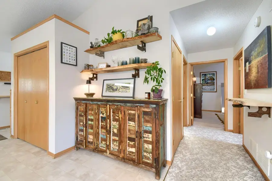 828 Woodland Drive, Mahtomedi, MN 55115 - #3