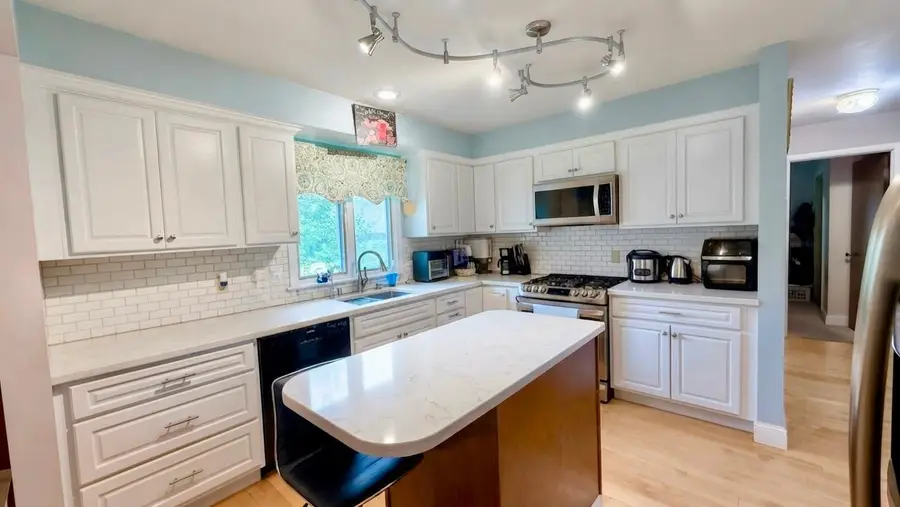 7740 47 1/2 Place N, New Hope, MN 55428 - #2