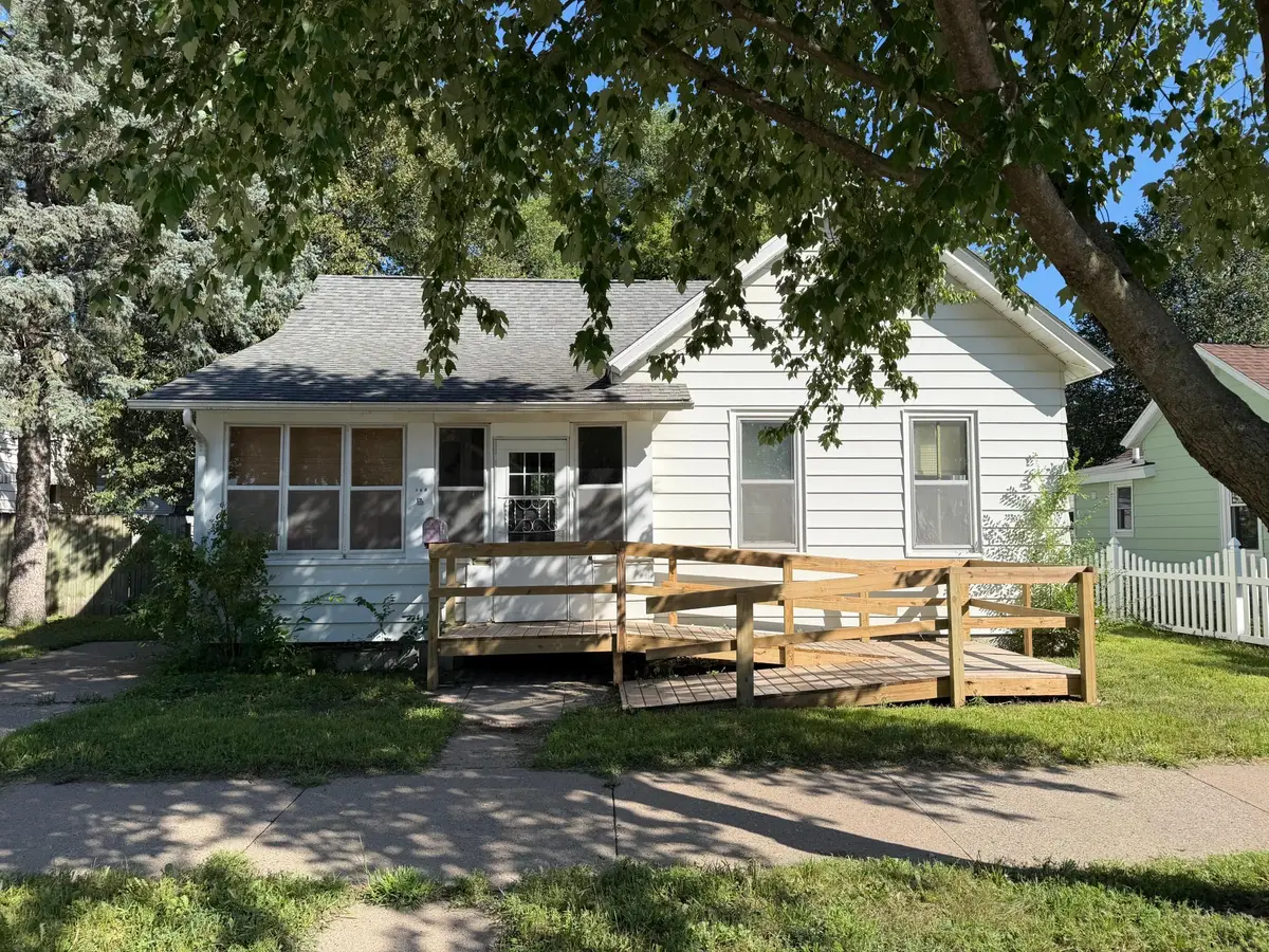 560 Hamilton Street, Winona, MN 55987 - #1