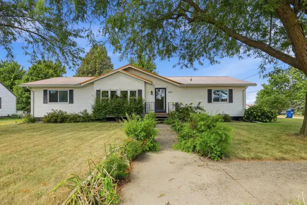 201 White Street S, Comfrey, MN 56019