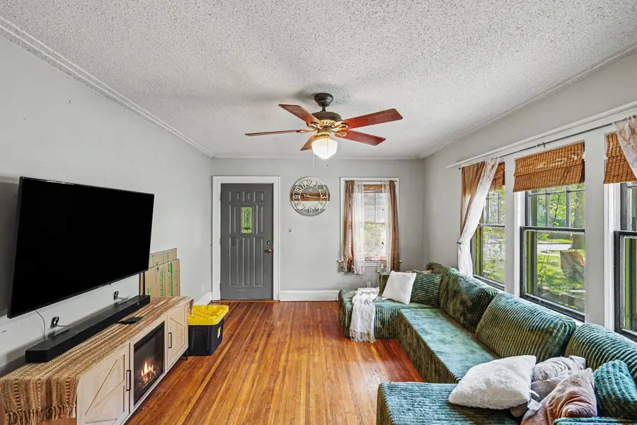 3623 Russell Avenue N, Minneapolis, MN 55412 - #3