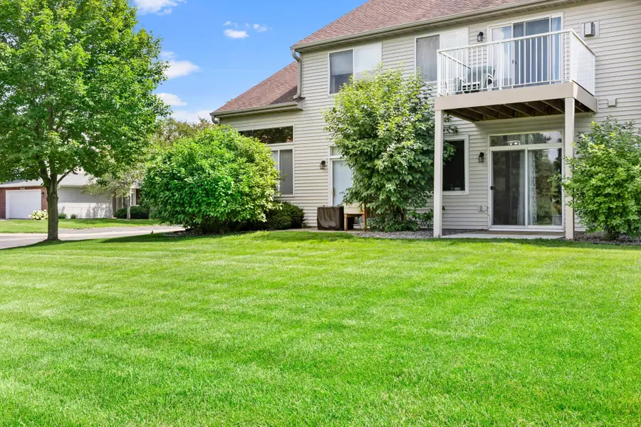 2215 White Water Way, Eagan, MN 55122 - #2