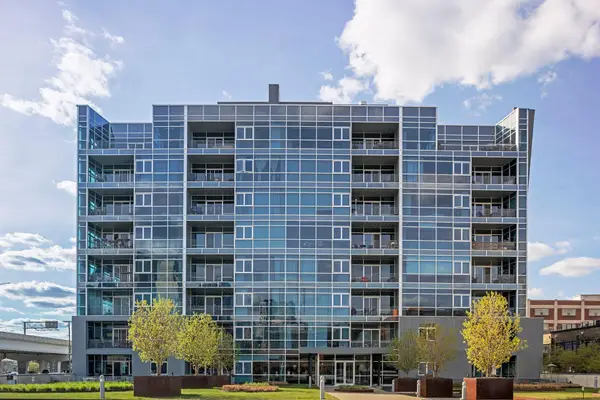 345 6th Avenue N #706, Minneapolis, MN 55401